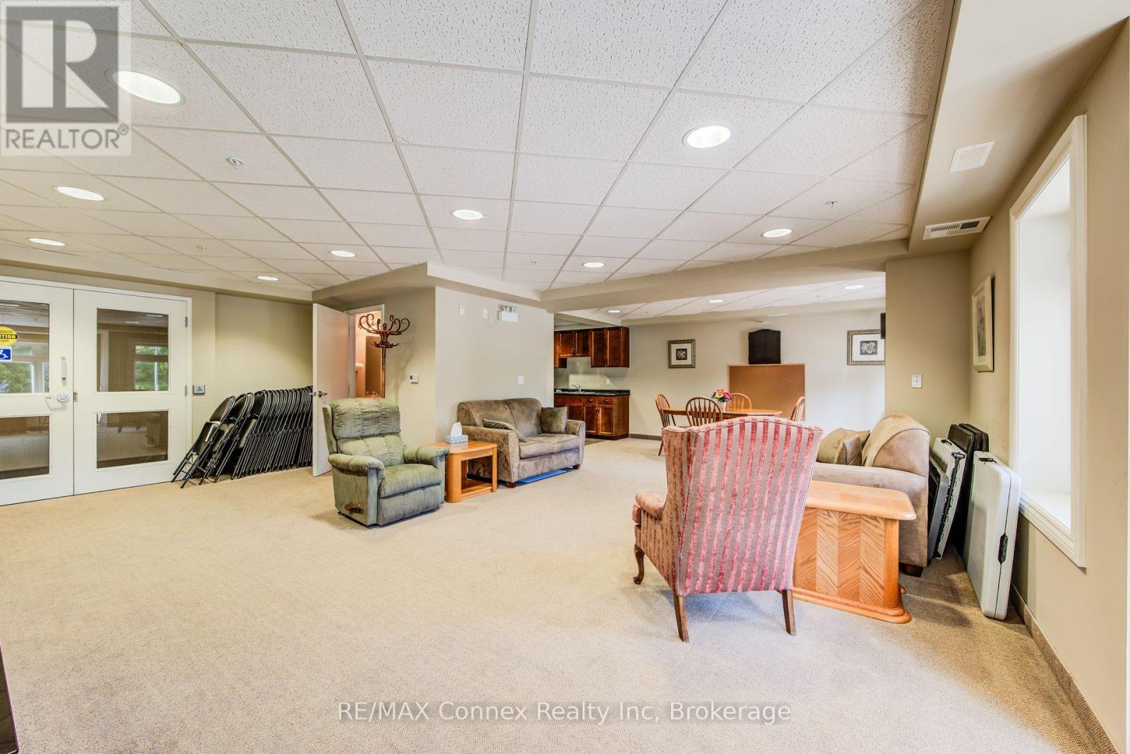 214 - 245 Scotland Street, Centre Wellington (Fergus), Ontario  N1M 0B5 - Photo 32 - X12703868