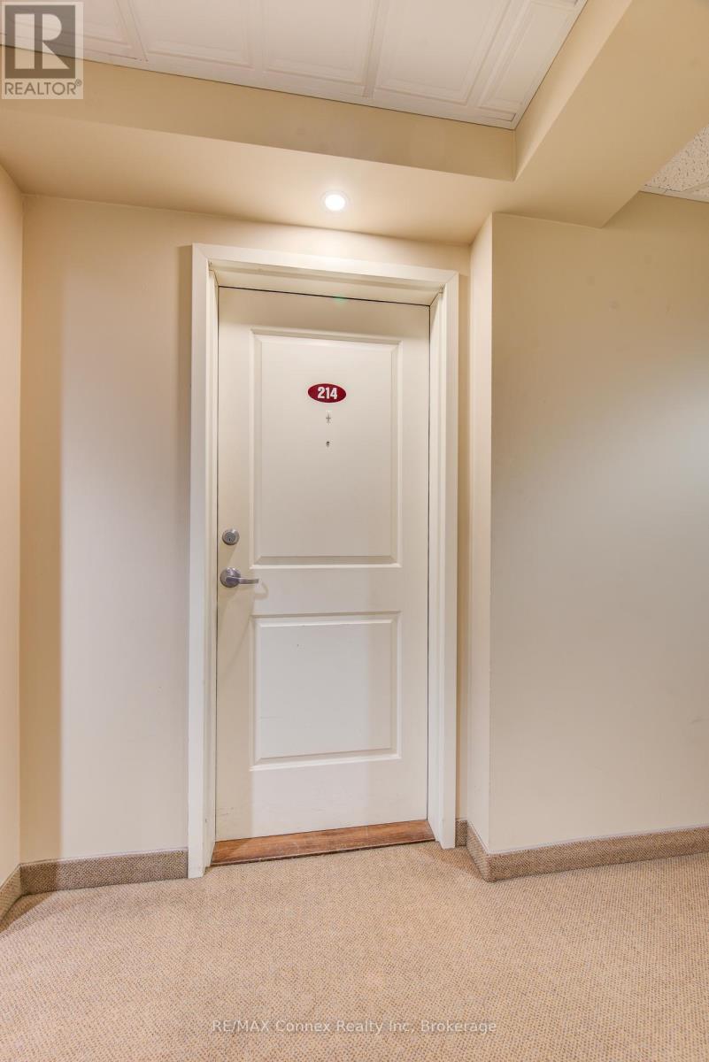 214 - 245 Scotland Street, Centre Wellington (Fergus), Ontario  N1M 0B5 - Photo 8 - X12703868