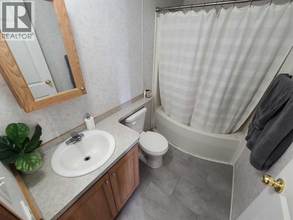 5216 46 Street, Grimshaw, Alberta  T0H 1W0 - Photo 11 - A2264813