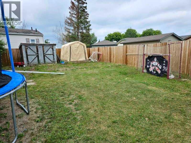 5216 46 Street, Grimshaw, Alberta  T0H 1W0 - Photo 18 - A2264813