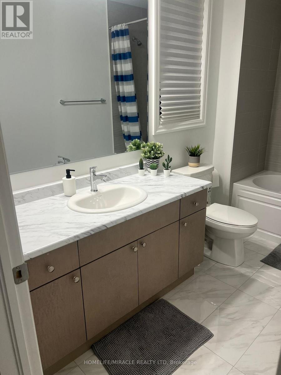 1307 Lily Crescent, Milton, Ontario  L9E 2B7 - Photo 26 - W12703514