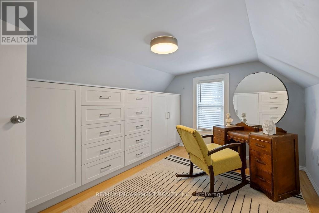 406 Margueretta Street, Toronto, Ontario  M6H 3S5 - Photo 31 - W12703516