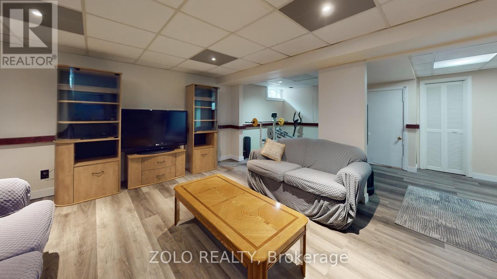 26 Cardwell Street, Orangeville, Ontario  L9W 2V6 - Photo 35 - W12703648