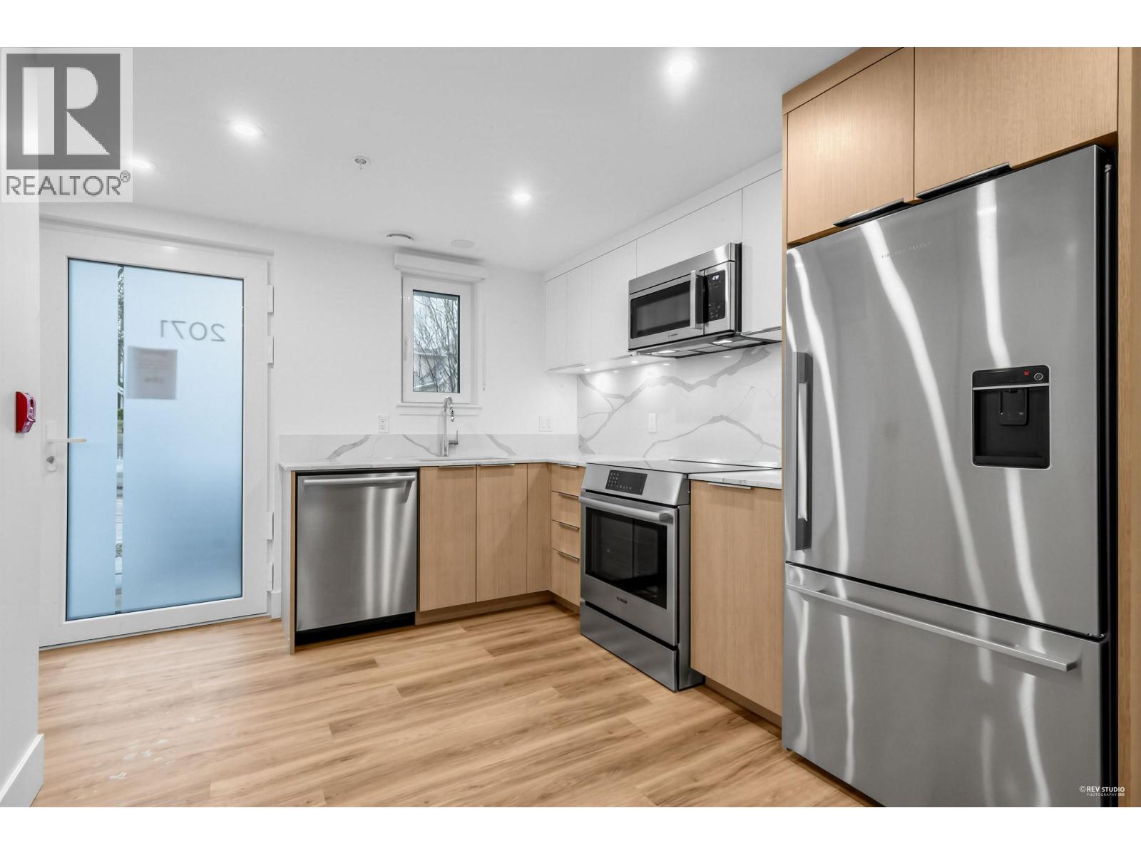 2071 E 1st Avenue, Vancouver, British Columbia  V5N 1B6 - Photo 5 - R3049914