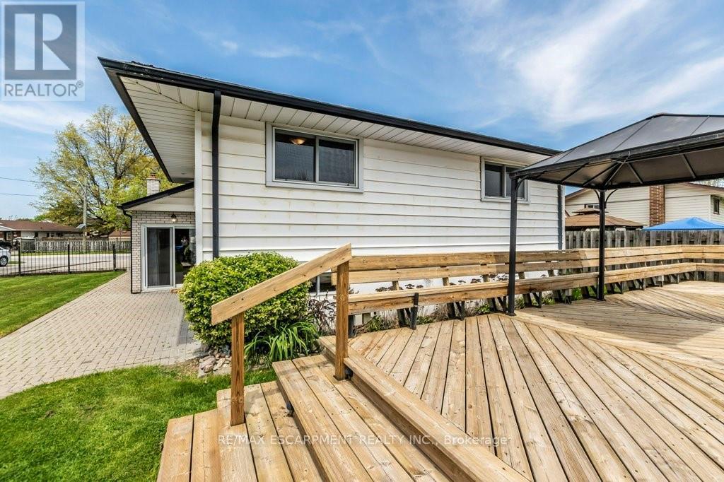 30 Terrace Avenue, Welland, Ontario  L3C 2C4 - Photo 13 - X12703566