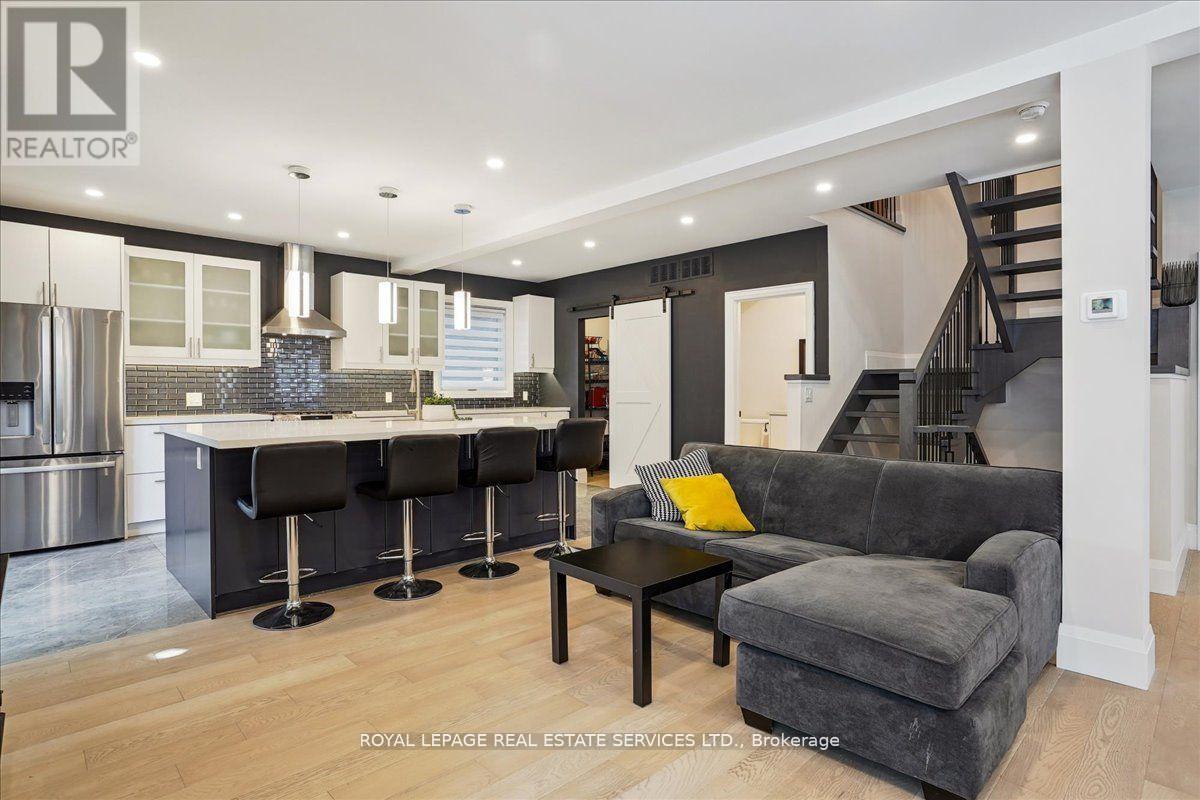 24 Peel Street N, Hamilton, Ontario  L9H 2Z9 - Photo 14 - X12703626