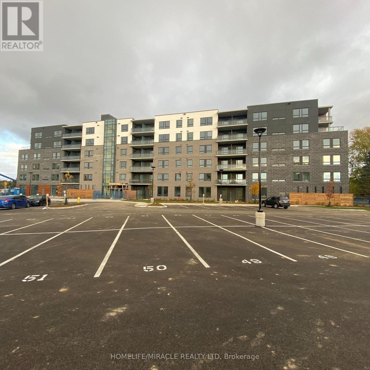 401 - 26 LOWES ROAD W, Guelph, Ontario