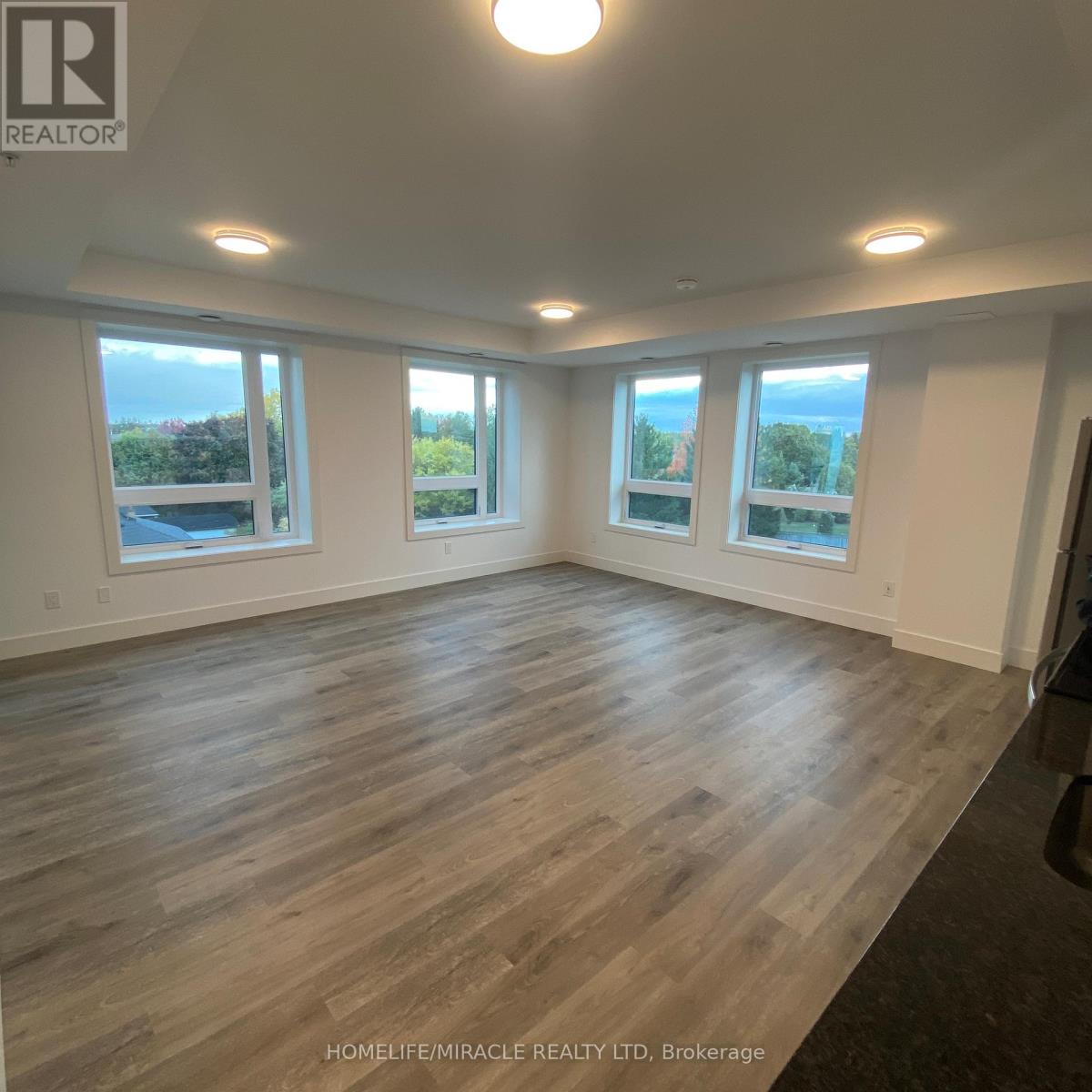 401 - 26 Lowes Road W, Guelph, Ontario  N1G 4X2 - Photo 13 - X12703636