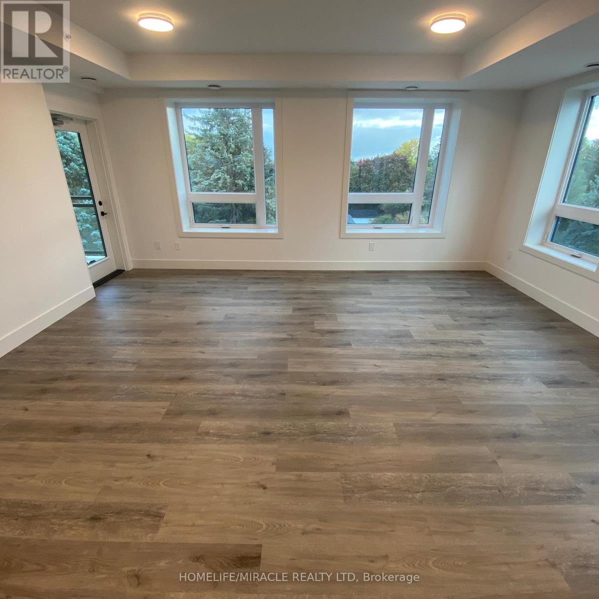 401 - 26 Lowes Road W, Guelph, Ontario  N1G 4X2 - Photo 19 - X12703636