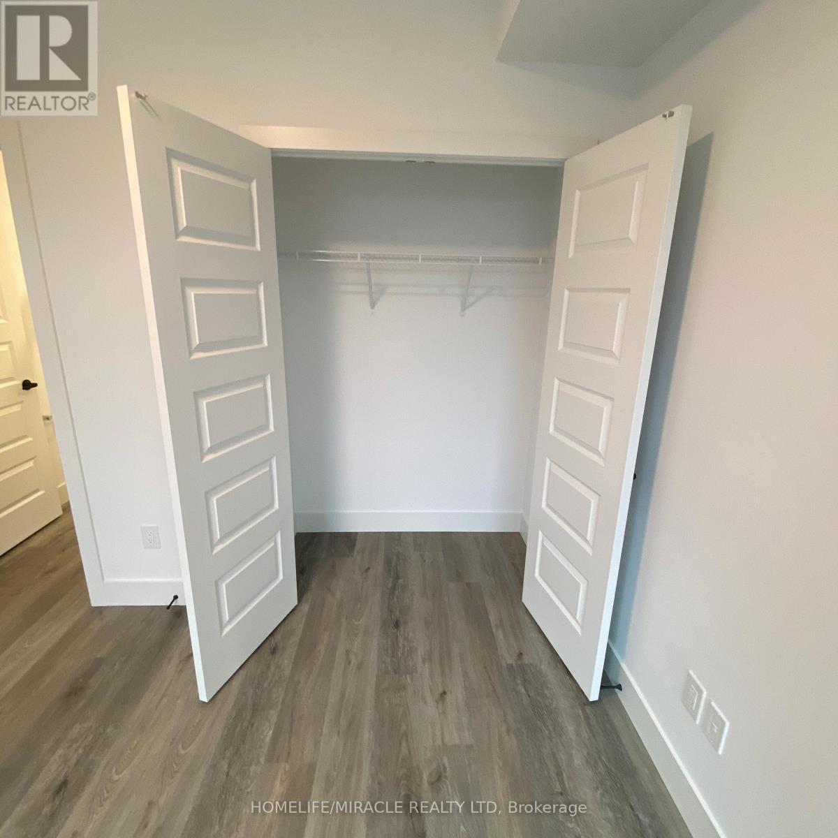 401 - 26 Lowes Road W, Guelph, Ontario  N1G 4X2 - Photo 24 - X12703636