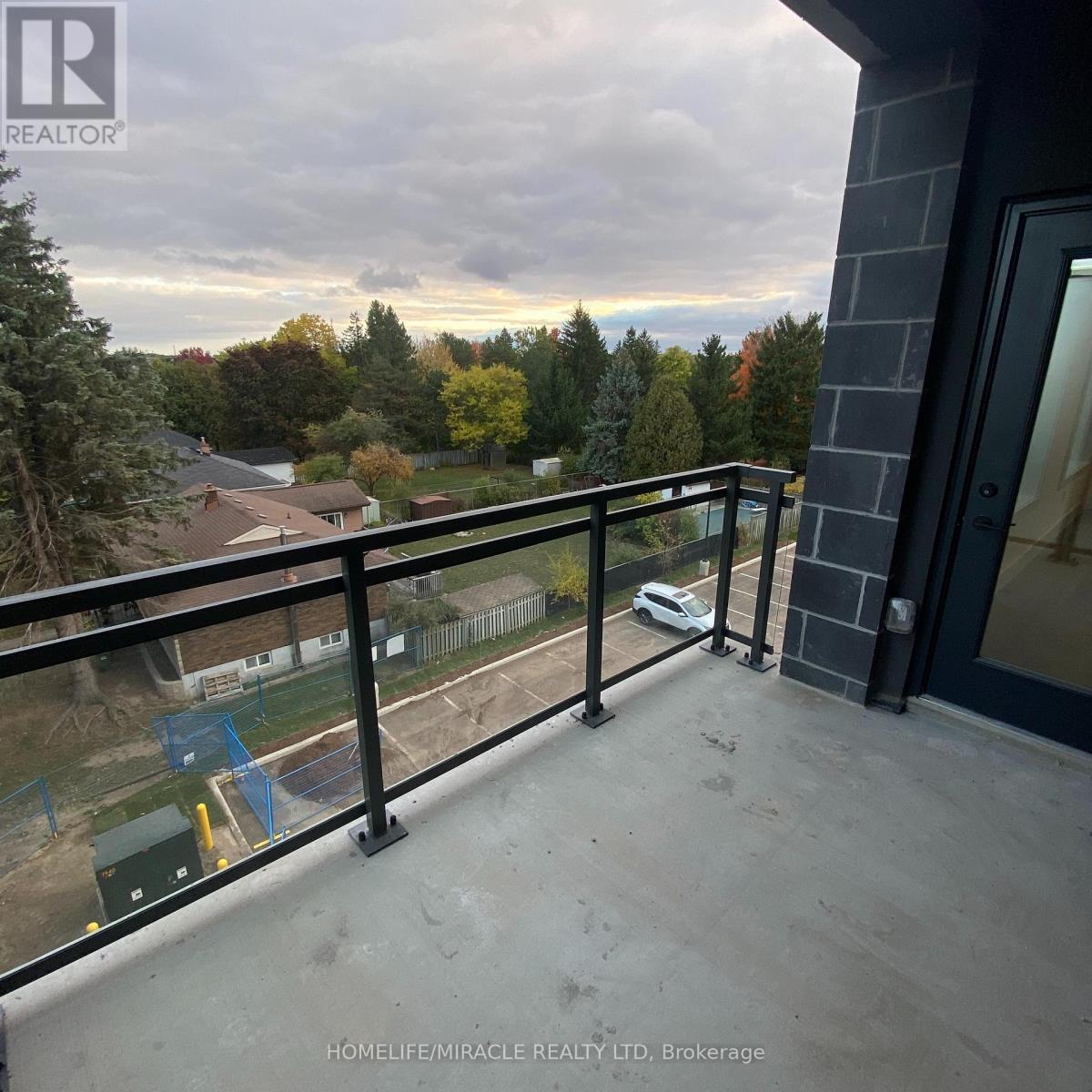 401 - 26 Lowes Road W, Guelph, Ontario  N1G 4X2 - Photo 25 - X12703636