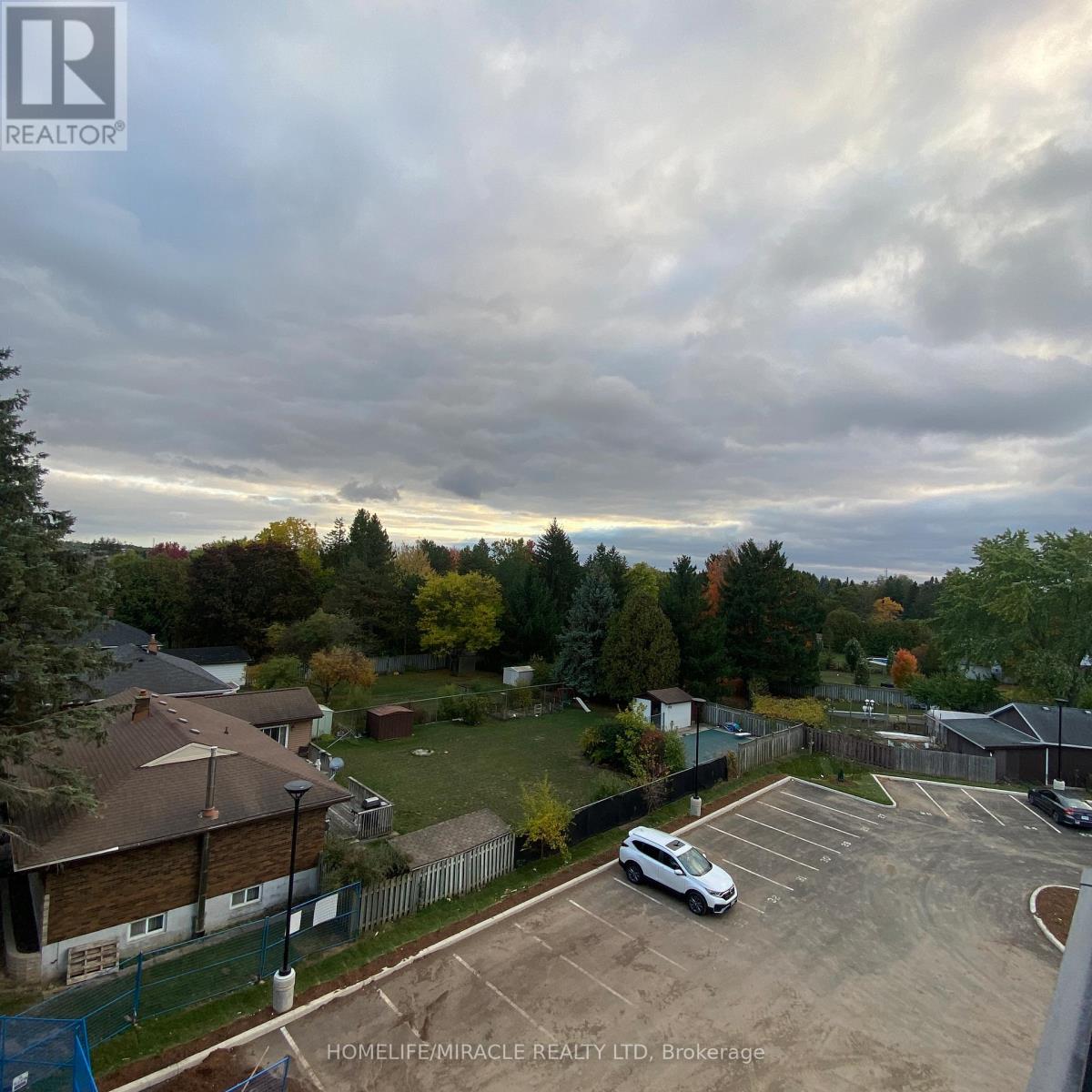 401 - 26 Lowes Road W, Guelph, Ontario  N1G 4X2 - Photo 26 - X12703636