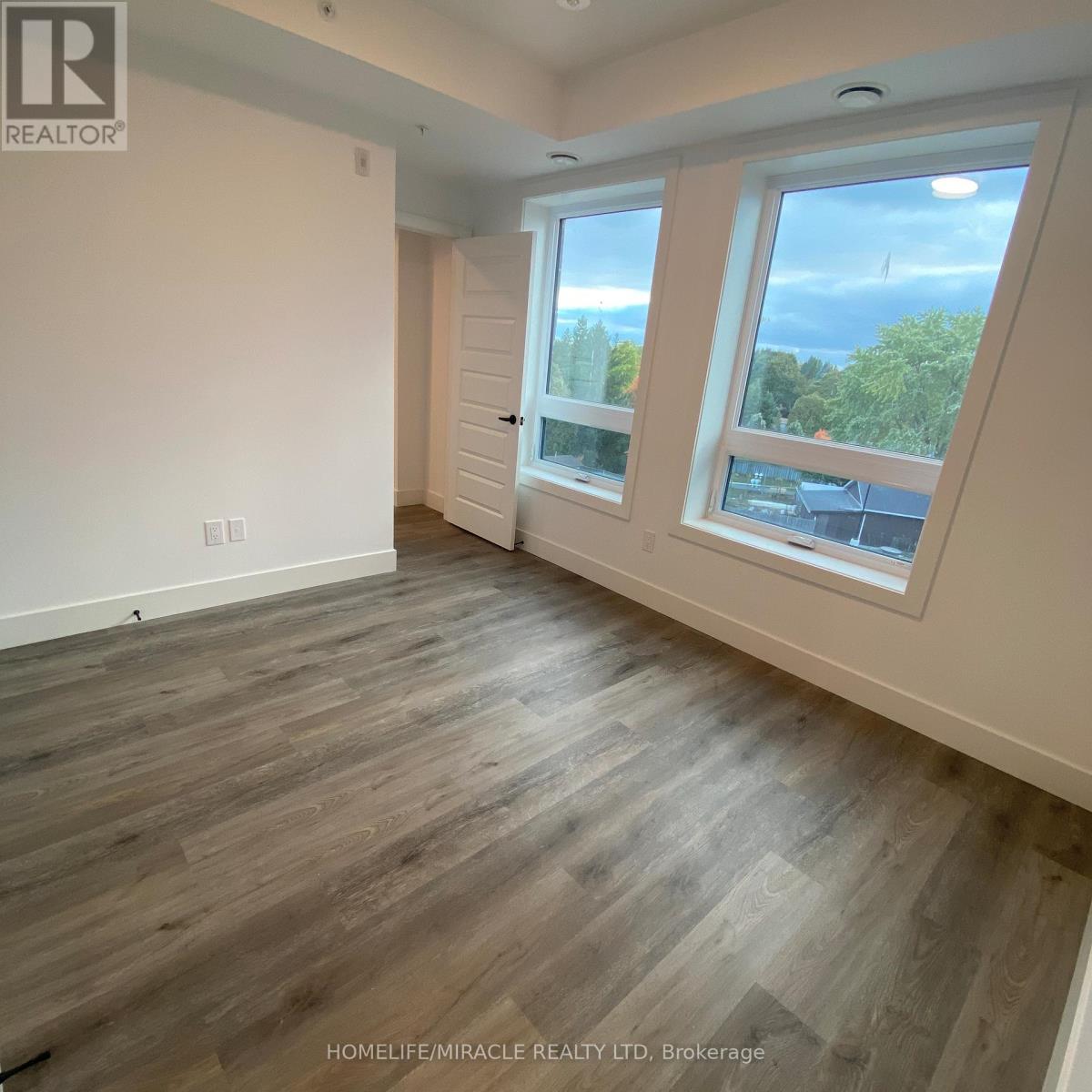 401 - 26 Lowes Road W, Guelph, Ontario  N1G 4X2 - Photo 28 - X12703636