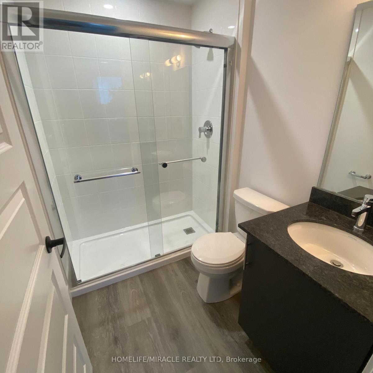 401 - 26 Lowes Road W, Guelph, Ontario  N1G 4X2 - Photo 34 - X12703636