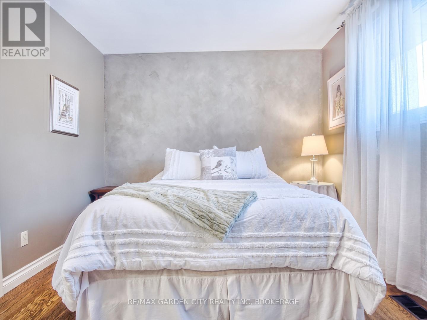 9 Royal Oak Drive, St. Catharines, Ontario  L2N 4B7 - Photo 20 - X12703762