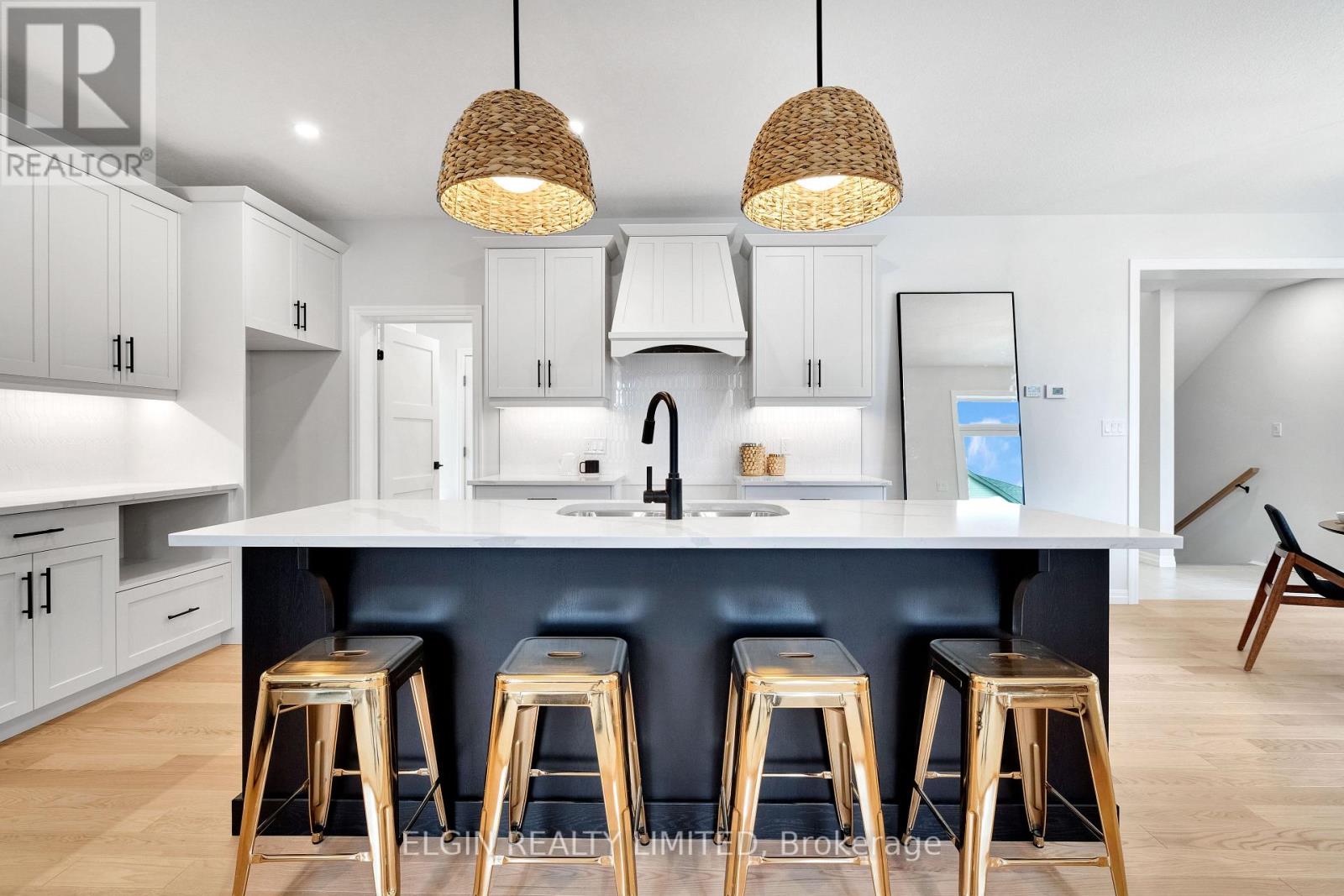 42201 Mcbain Line, Central Elgin, Ontario  N5P 0E4 - Photo 10 - X12576036