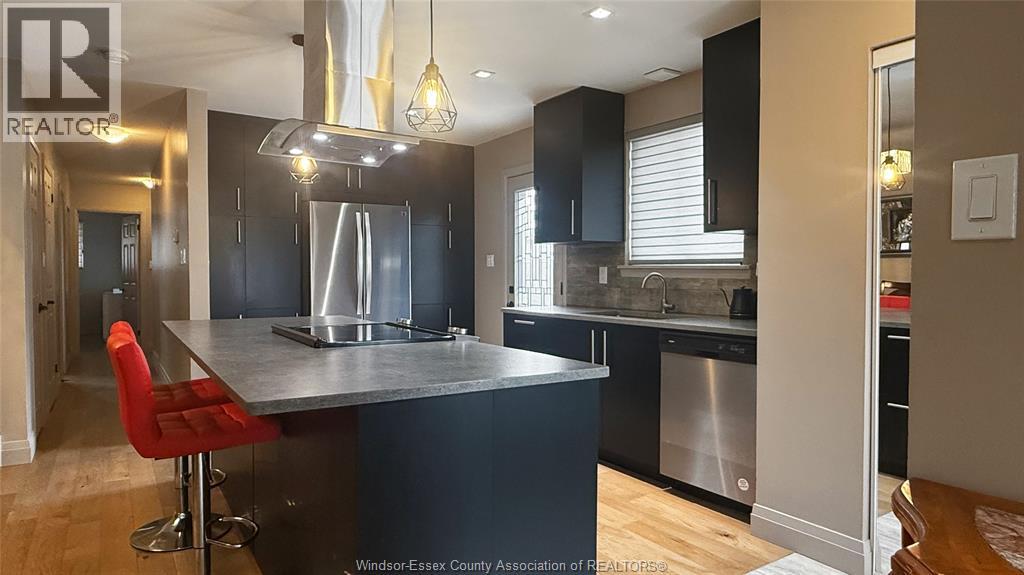 9793 Lynngrove Crescent, Windsor, Ontario  N8R 1B8 - Photo 12 - 26001311