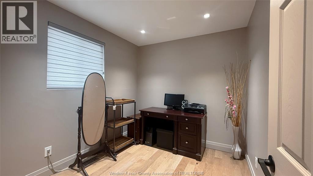 9793 Lynngrove Crescent, Windsor, Ontario  N8R 1B8 - Photo 27 - 26001311