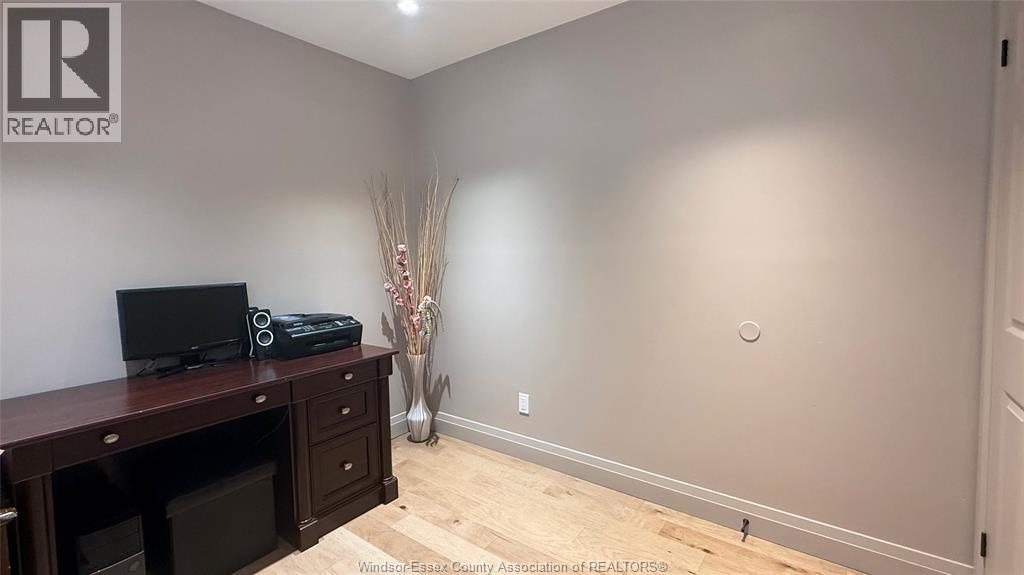 9793 Lynngrove Crescent, Windsor, Ontario  N8R 1B8 - Photo 28 - 26001311