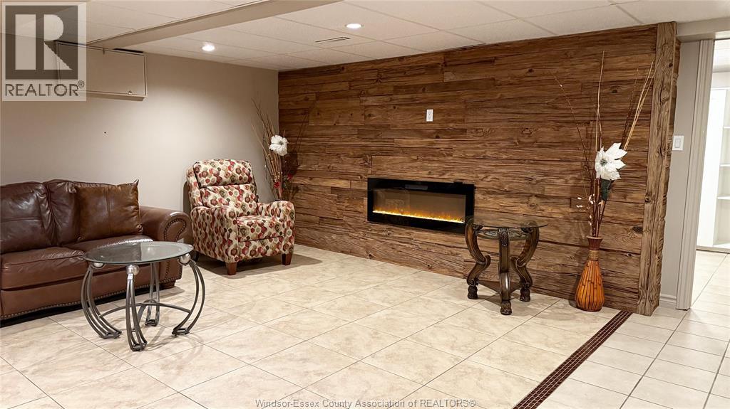 9793 Lynngrove Crescent, Windsor, Ontario  N8R 1B8 - Photo 30 - 26001311