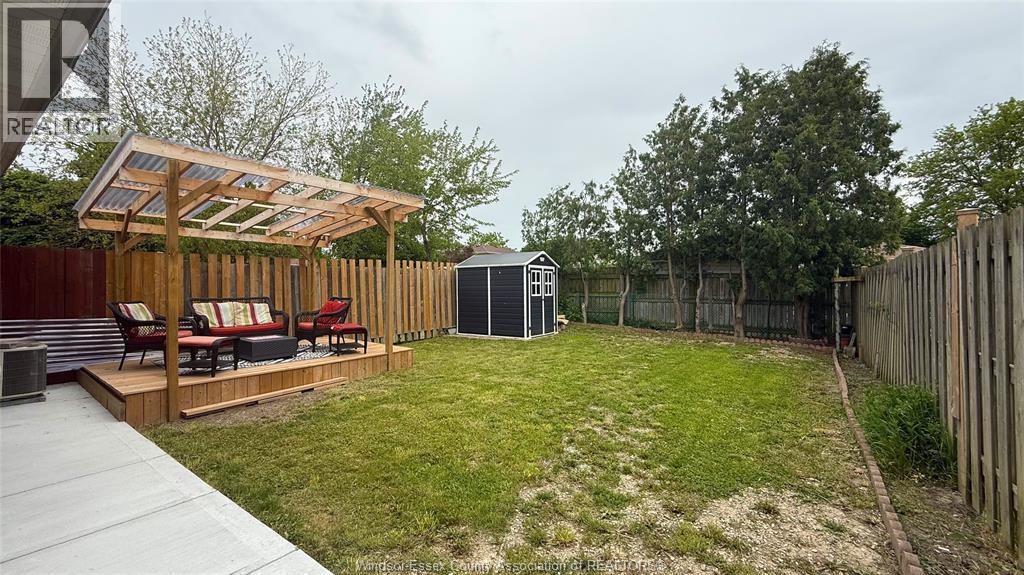 9793 Lynngrove Crescent, Windsor, Ontario  N8R 1B8 - Photo 43 - 26001311