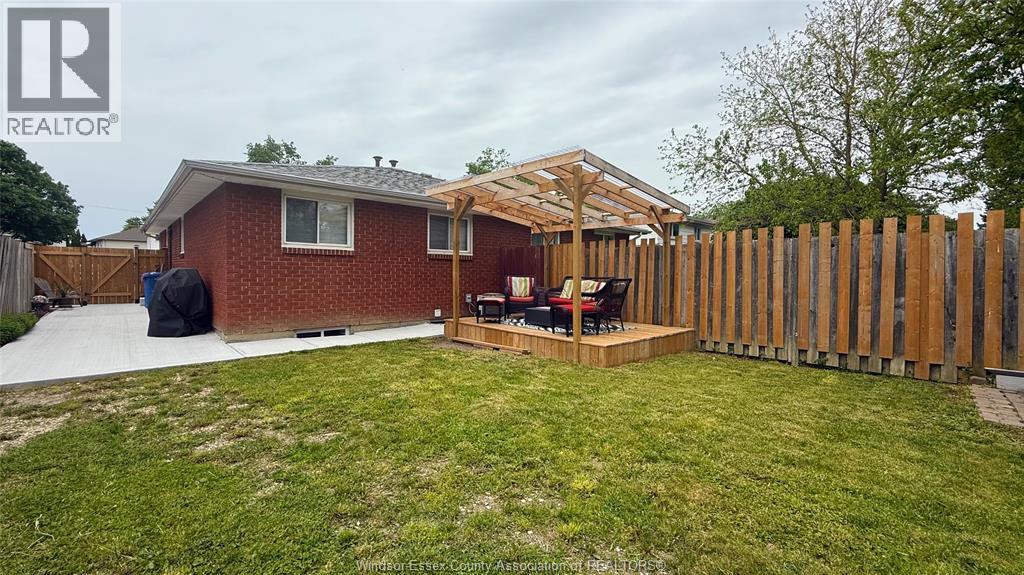 9793 Lynngrove Crescent, Windsor, Ontario  N8R 1B8 - Photo 44 - 26001311