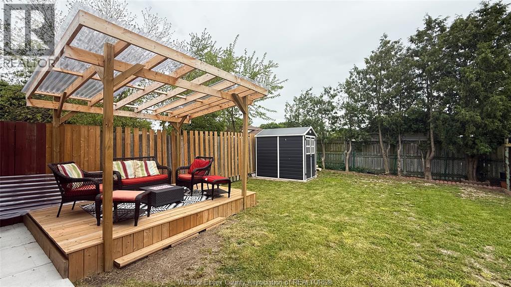9793 Lynngrove Crescent, Windsor, Ontario  N8R 1B8 - Photo 45 - 26001311