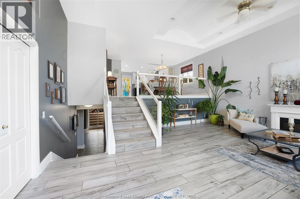 1 Kingsbridge, Amherstburg, Ontario  N9V 4A4 - Photo 4 - 26001310