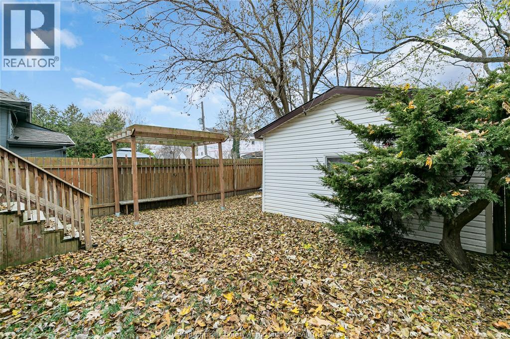 376 Ellis Street, Windsor, Ontario  N8X 1B2 - Photo 31 - 26001309