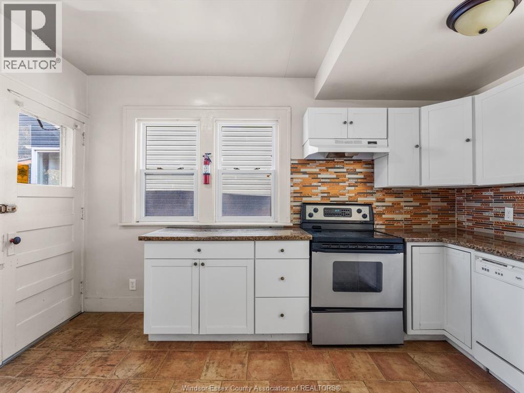 3493 Peter Street, Windsor, Ontario  N9C 1J4 - Photo 10 - 26001307