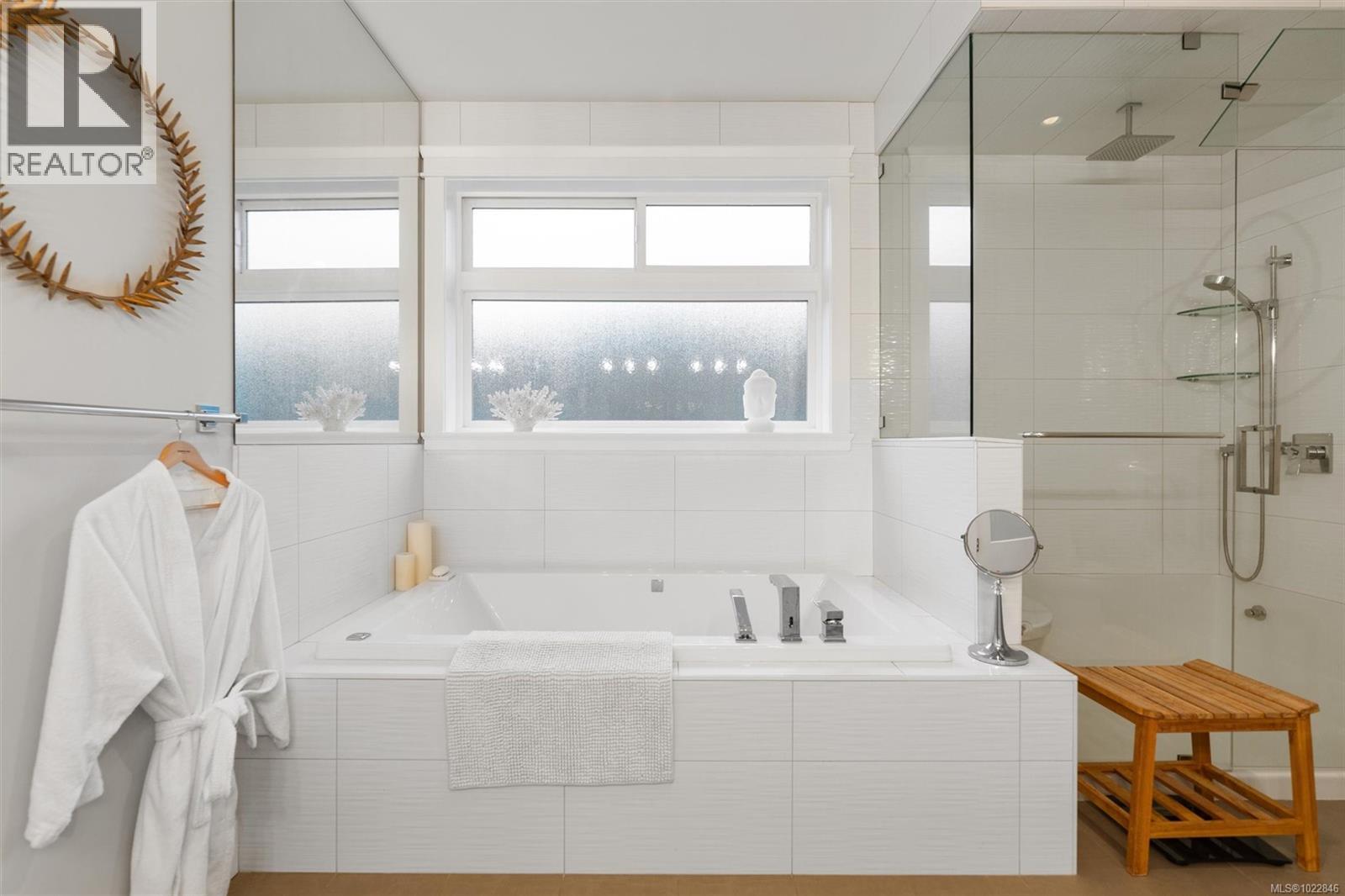 2168 Champions Way, Langford, British Columbia  V9B 0R9 - Photo 24 - 1022846