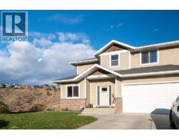2038 Stagecoach Drive, kamloops, British Columbia