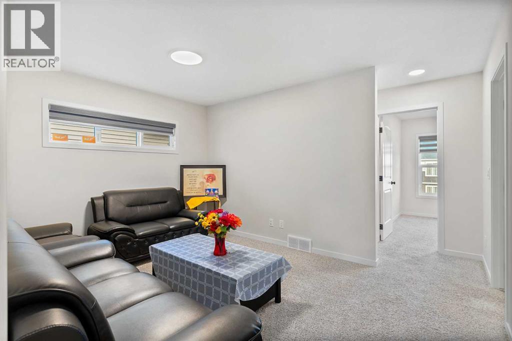 133 Chelsea Glen, Chestermere, Alberta  T1X 2P4 - Photo 18 - A2276023