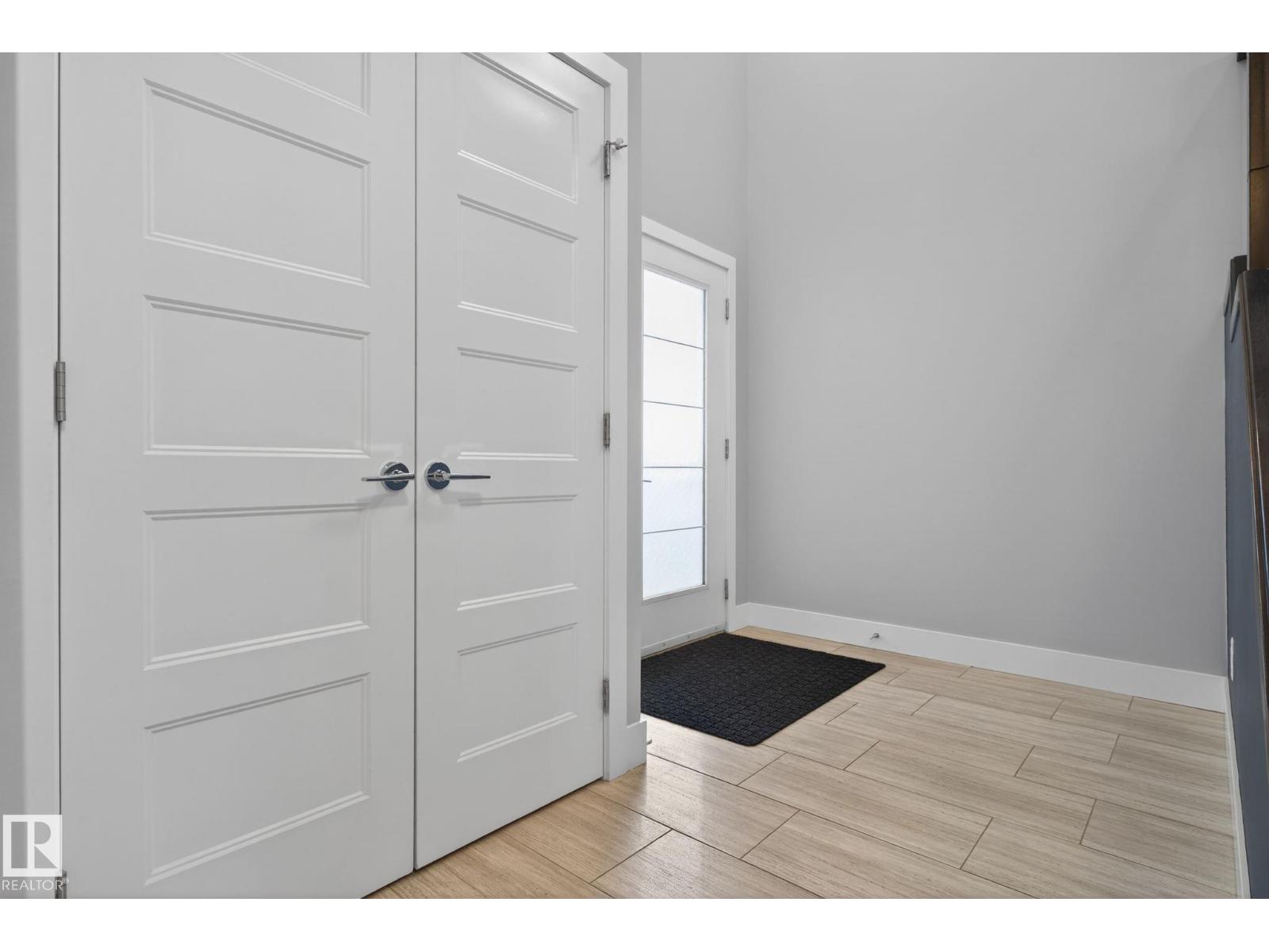 3964 Claxton Lo Sw, Edmonton, Alberta  T6W 1Y7 - Photo 2 - E4470271