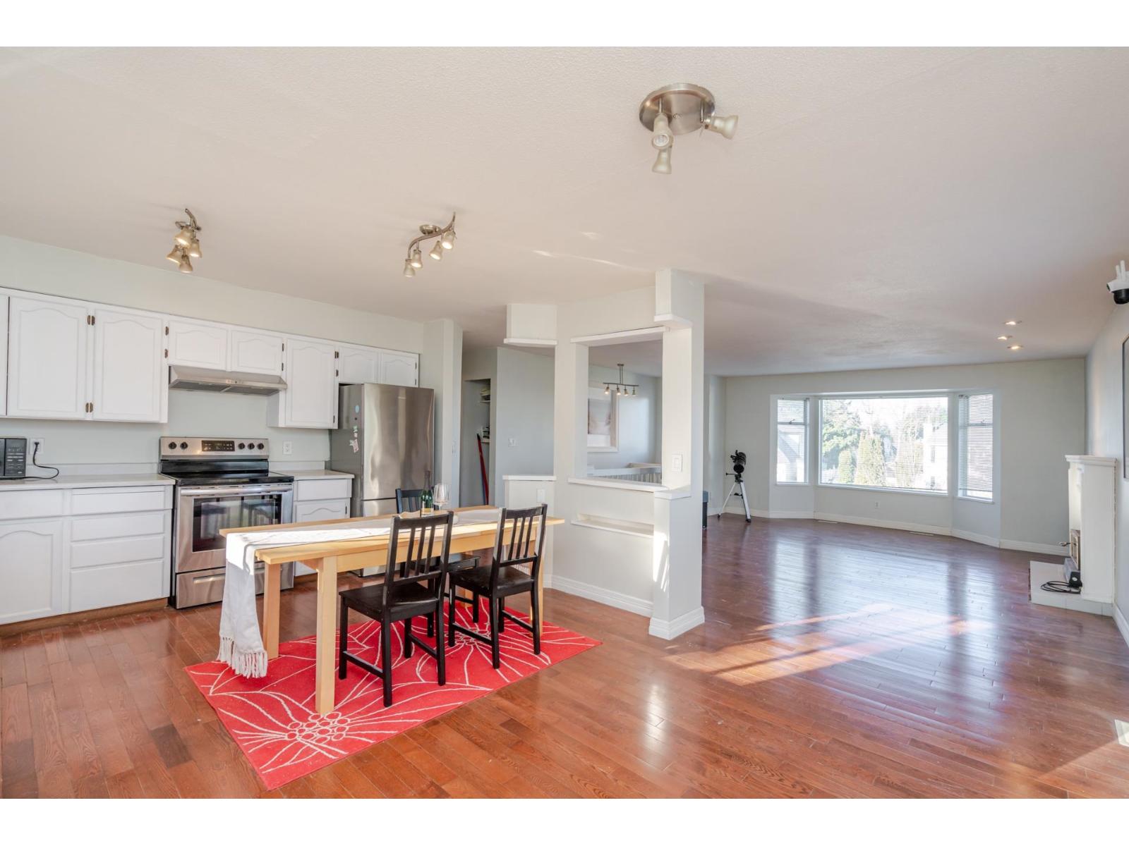 15688 93 Avenue, Surrey, British Columbia  V4N 3B2 - Photo 14 - R3075164