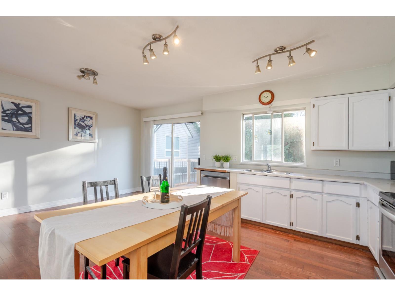 15688 93 Avenue, Surrey, British Columbia  V4N 3B2 - Photo 16 - R3075164