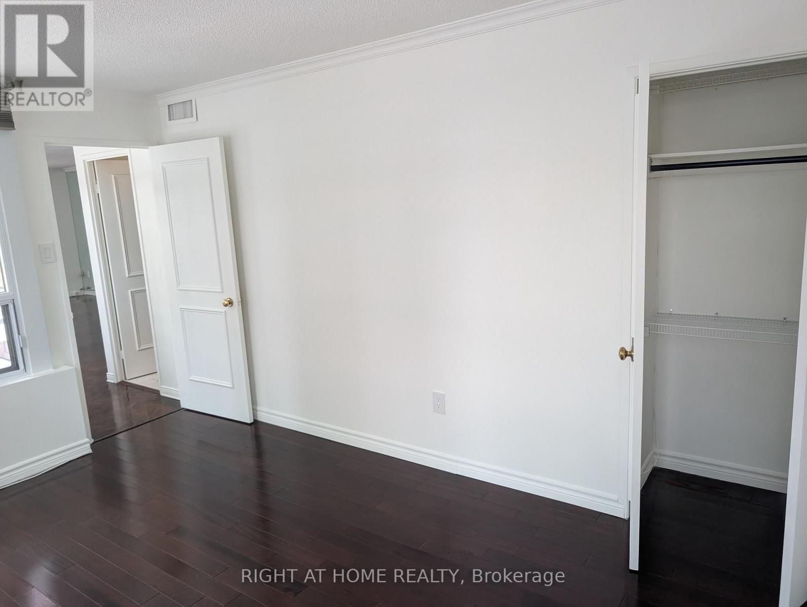 1209 - 25 Maitland Street, Toronto, Ontario  M4Y 2W1 - Photo 5 - C12703742