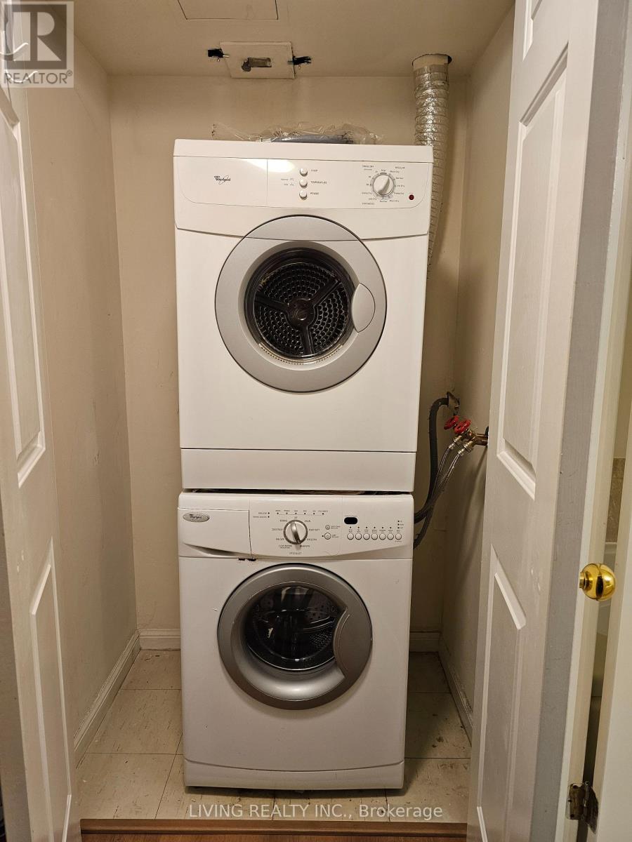 801 - 7 Carlton Street, Toronto, Ontario  M5B 2M3 - Photo 12 - C12703766