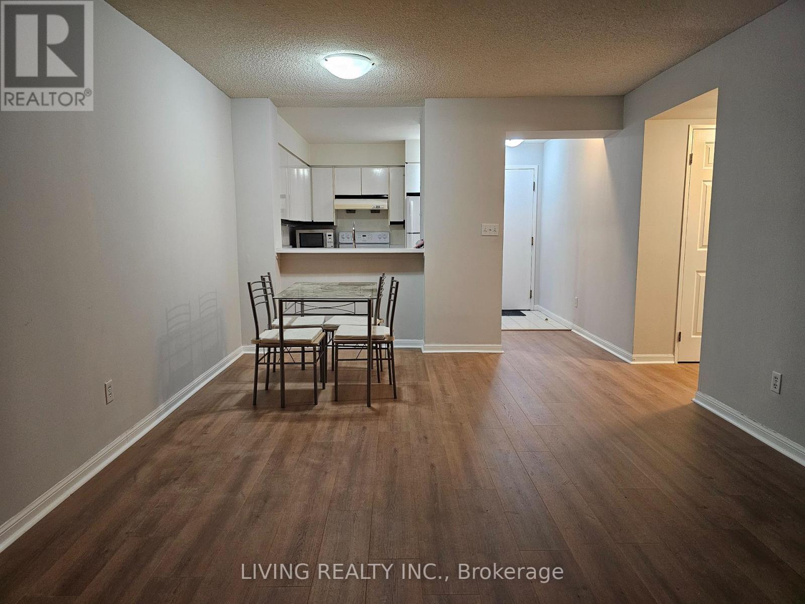 801 - 7 Carlton Street, Toronto, Ontario  M5B 2M3 - Photo 8 - C12703766