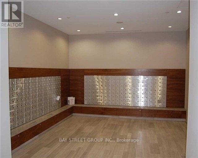 1706 - 62 Forest Manor Road, Toronto, Ontario  M2J 0B6 - Photo 6 - C12703790