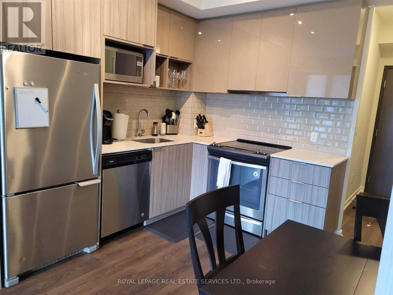 323 - 52 Forest Manor Road, Toronto, Ontario  M2J 0E2 - Photo 4 - C12703808