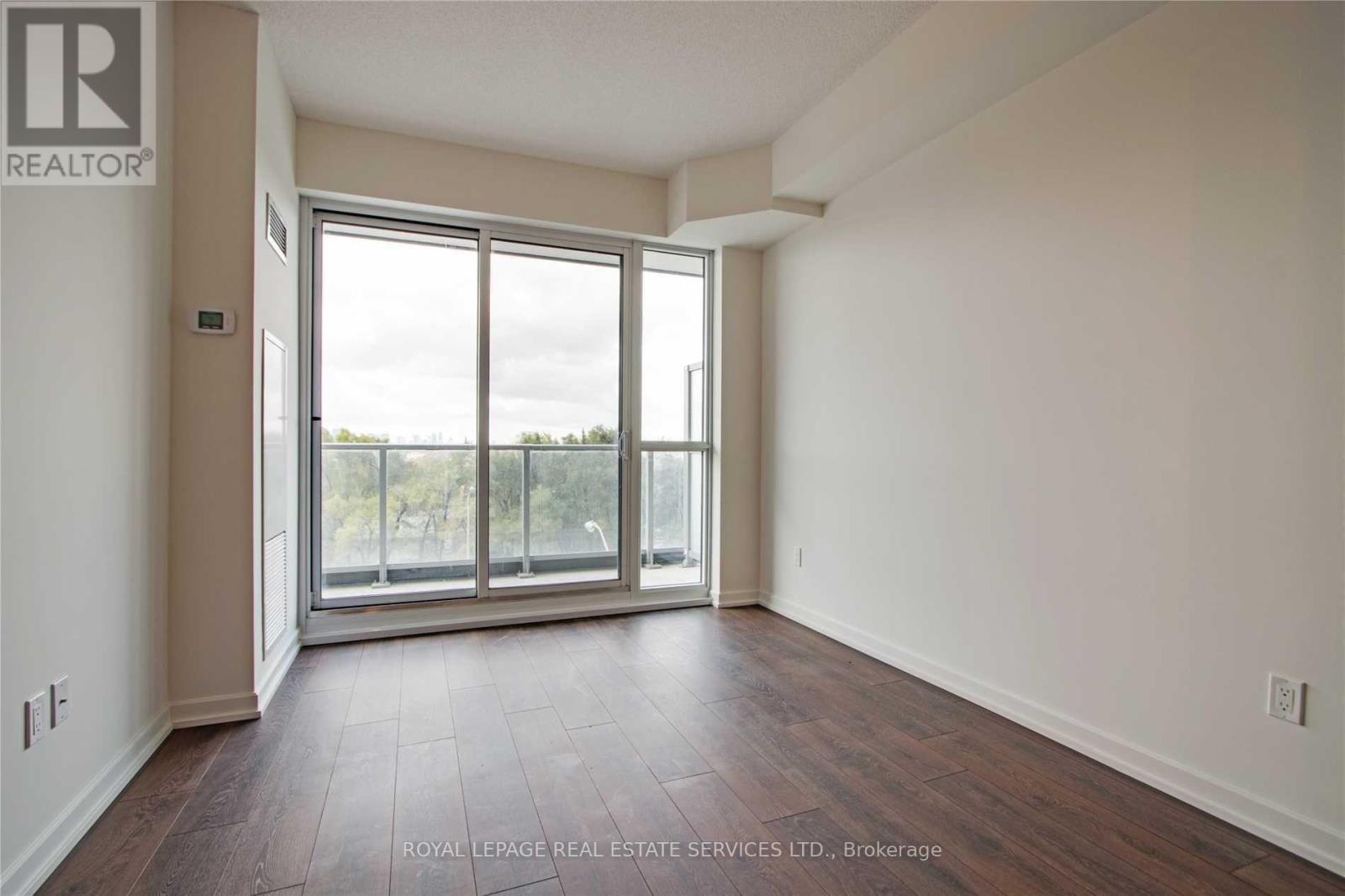 323 - 52 Forest Manor Road, Toronto, Ontario  M2J 0E2 - Photo 6 - C12703808