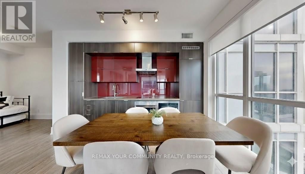 2912 - 300 Front Street, Toronto, Ontario  M5V 0E9 - Photo 13 - C12703024