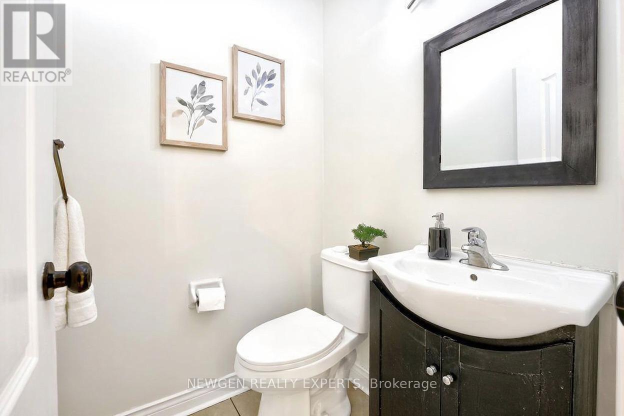 Upper - 68 Root Crescent E, Ajax, Ontario  L1T 4M3 - Photo 11 - E12701290