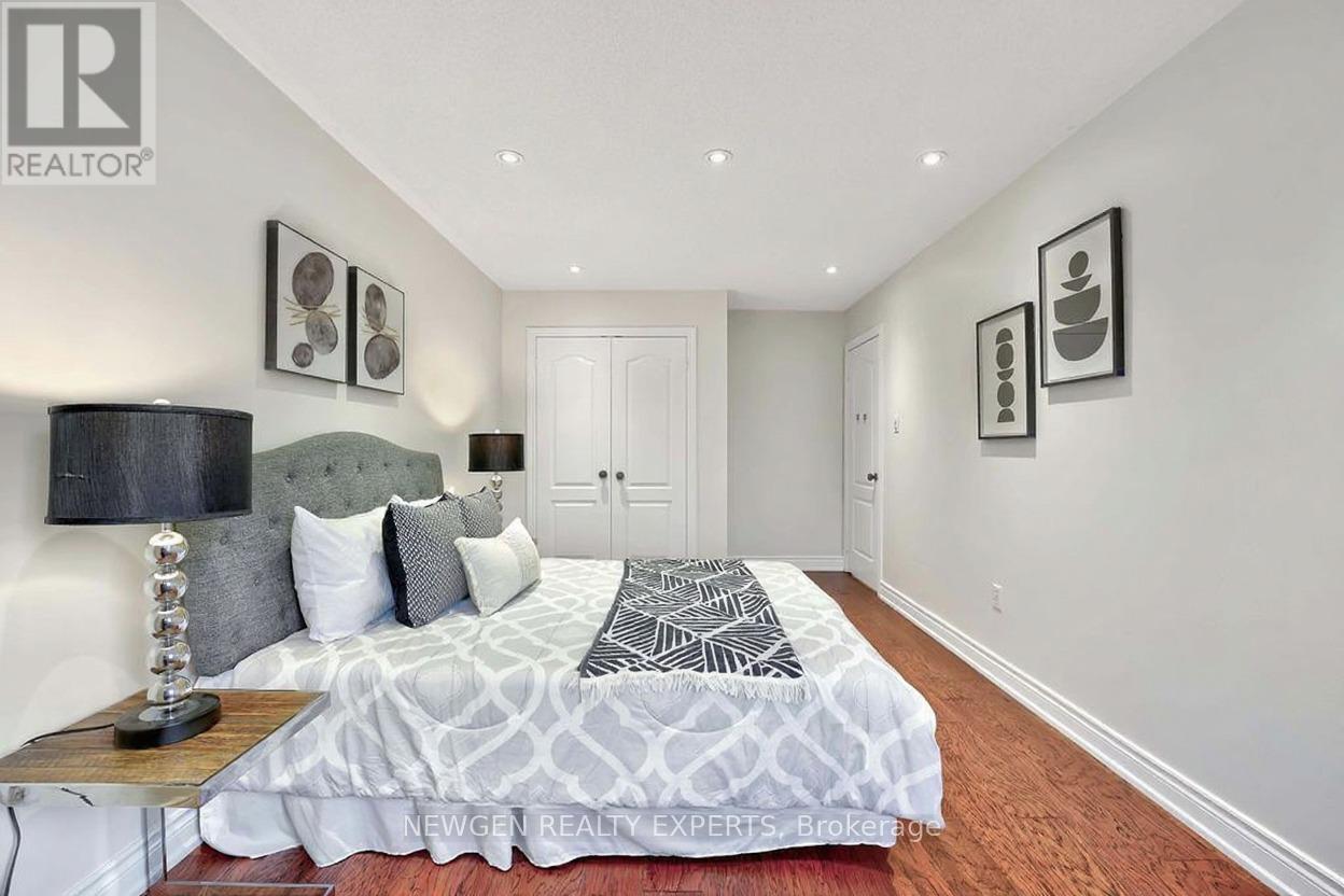 Upper - 68 Root Crescent E, Ajax, Ontario  L1T 4M3 - Photo 21 - E12701290