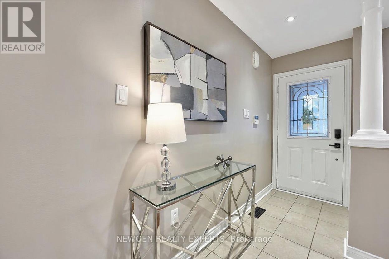 Upper - 68 Root Crescent E, Ajax, Ontario  L1T 4M3 - Photo 3 - E12701290