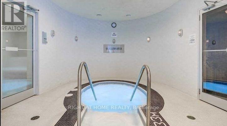 708 - 14 York Street, Toronto, Ontario  M5J 0B1 - Photo 21 - C12656132