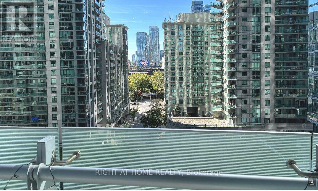 708 - 14 York Street, Toronto, Ontario  M5J 0B1 - Photo 35 - C12656132