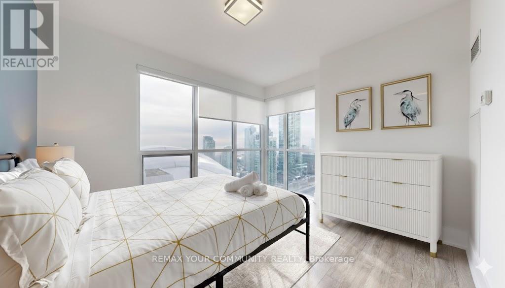 2912 - 300 Front Street, Toronto, Ontario  M5V 0E9 - Photo 18 - C12703024