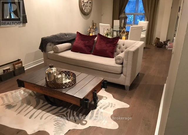 128 Carlaw Avenue, Toronto, Ontario  M4M 2R9 - Photo 2 - E12703788